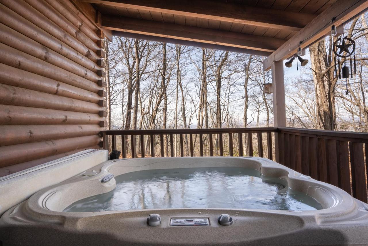 Comfort Cabin Bearway To Heaven W Private Hot Tub 鸽子谷 外观 照片
